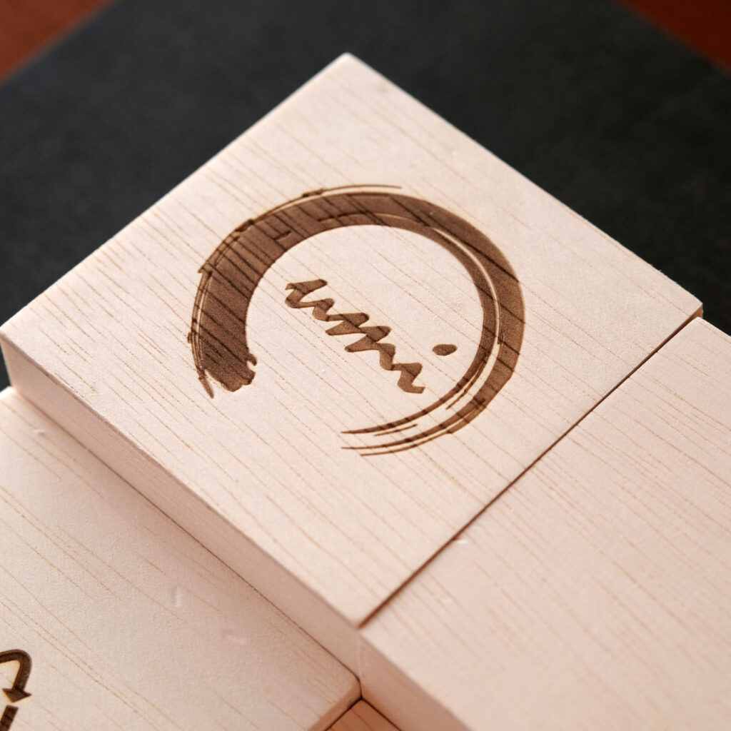 UMI Custom Wood Gift Box